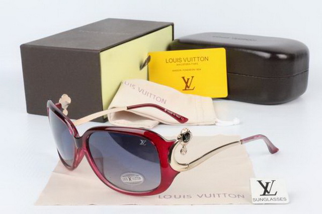 Iv Boutique Sunglasses 050